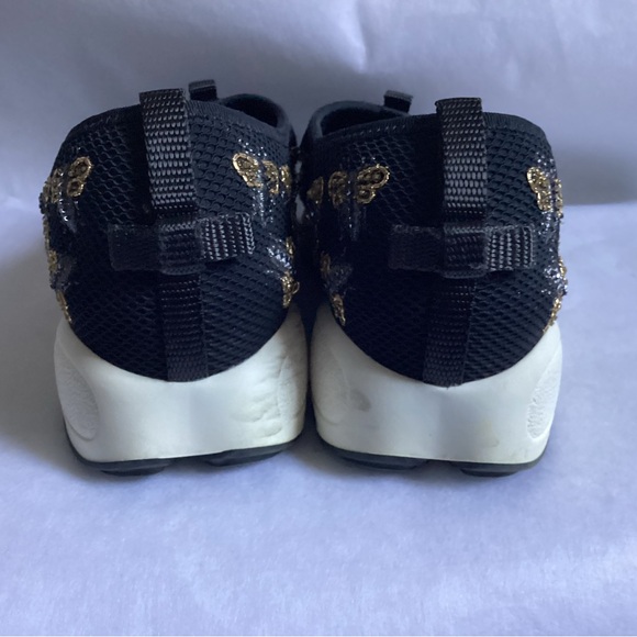 Authentic Dior Black Mesh Bee Embellished Fusion Sneaker, Size 7.5 - Picture 7 of 8